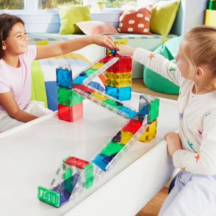 MAGNA-TILES® Rail Racers Deluxe, 90-teiliges Magnetbauset mit 6 patentierten Schienen, ideal für abenteuerlustige Kinder ab 3 Jahren – Bild 4
