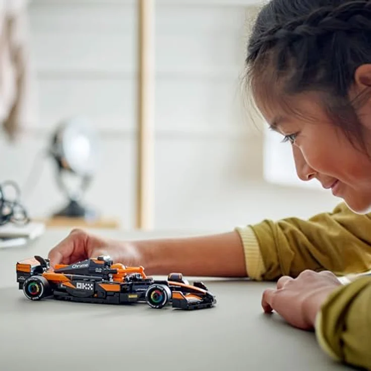LEGO Speed Champions 77251 McLaren F1® Team MCL38, Bausatz für Formel 1 Rennauto mit 1 Minifigur, 269 Teile, Mehrfarbig – Bild 2