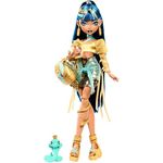 Monster High Cleo De Nile Puppe in Goldener Bluse und mehrlagigem Rock, Haustier-Kobra Hissette und Zubehör, HXH74