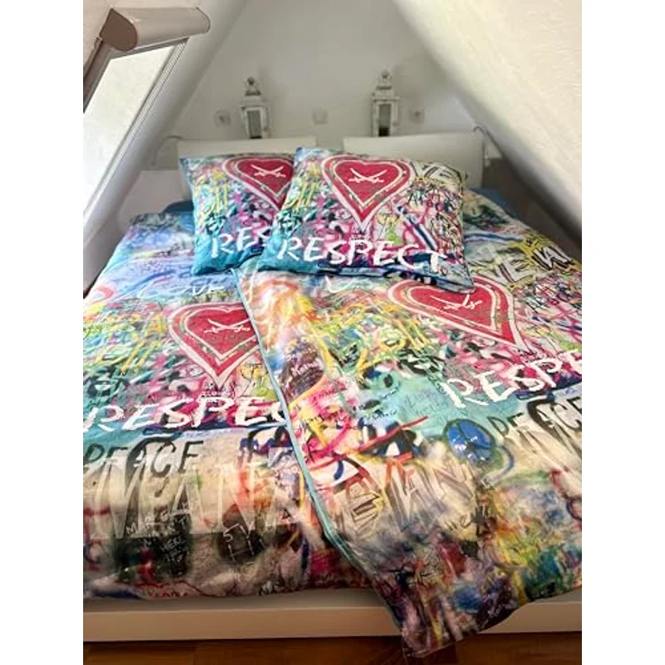 Sansibar Bettwäsche Respect, 135 x 200 cm, 2tlg. aus 100% Baumwolle, urbaner Graffiti-Look, Wendefunktion, hautfreundlich, waschbar bei 60 °C – Bild 3