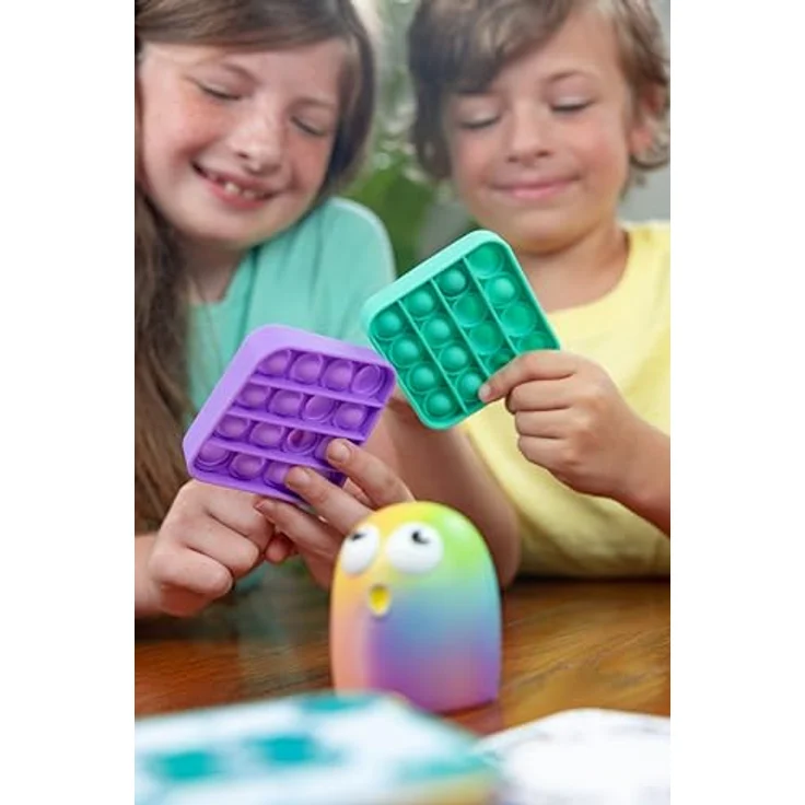 Falomir Presto GoPop!, interaktives Brettspiel für 2-4 Spieler, beinhaltet 50 Presto-Karten und Mrs. Bubble, für Kinder ab 6 Jahren – Bild 4