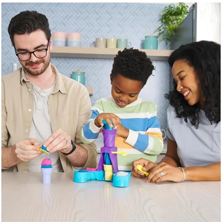 Spin Master Kinetic Sand Soft Serve Ice Cream Station, Bastelset mit 397g farbigem Kinetic Sand für kreative Eiskreationen – Bild 9