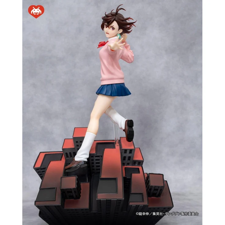 Taito Dandadan Dressta PVC Statue Momo, 23 cm große Sammelfigur mit detailreicher Ausführung in Fensterbox