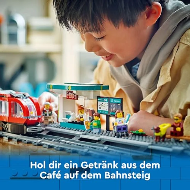 LEGO® Konstruktionsspielsteine Straßenbahn mit Haltestelle (60423), LEGO LEGO City, (811 St), Made in Europe – Bild 6