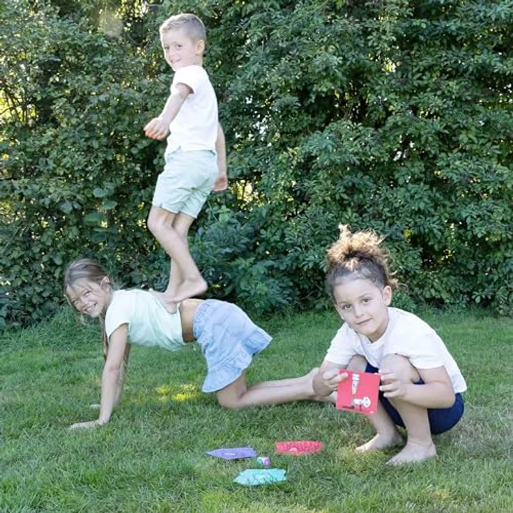 SES Creative Akrobatische Tiere, Yoga-Spielset für Kinder ab 5 Jahren, 27 Karten + Würfel, Outdoor Motorik-Aktivitäten, Made in Holland – Bild 4