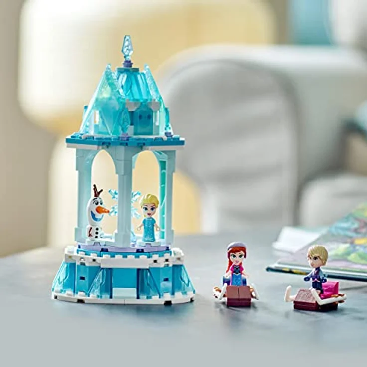 LEGO 43218 Disney Princess Annas und Elsas magisches Karussell, Die Eiskönigin Spielzeug, Inspiriert vom Frozen Eispalast mit 3 ikonischen Mikro-Puppen-Figuren und Olaf-Figur – Bild 5