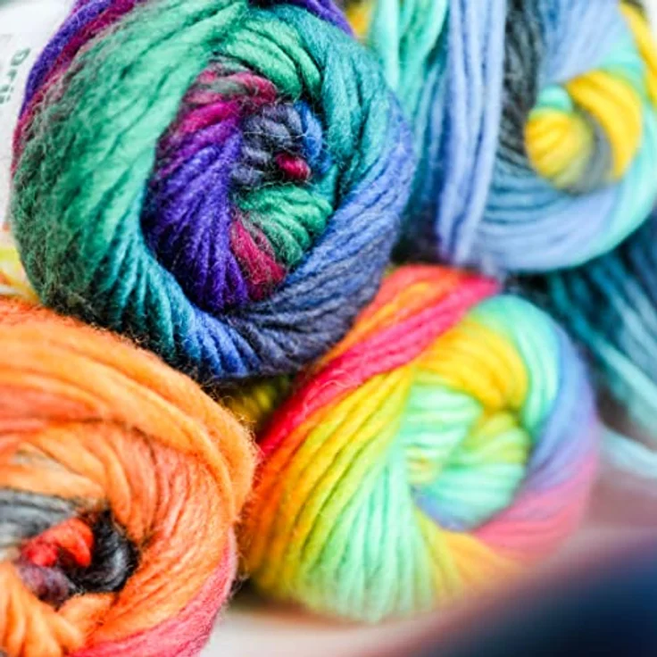 Gründl Filzwolle Spectra, (OEKO-TEX zertifiziert, 100 % Schurwolle zum Filzen, 100 g / 100 m, 1 Knäuel á 100 g), vulcano multicolor – Bild 2