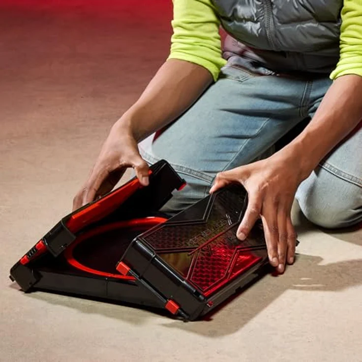 Hasbro Beyblade X Clash and Carry Beystadium-Arena, tragbare Kampf-Arena mit X-Celerator Beschleunigungssystem, 1-tlg – Bild 10