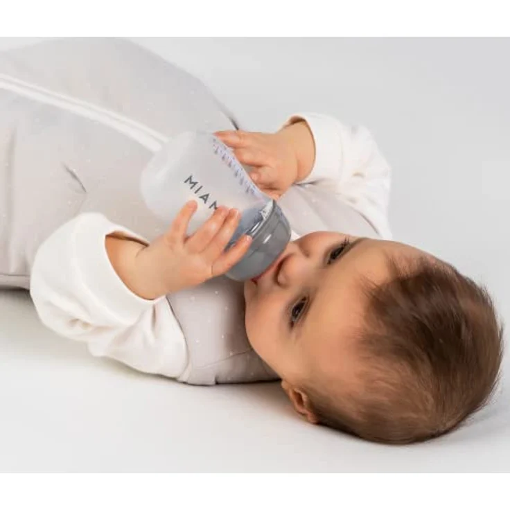 MiaMia Babyflasche PP-Flasche - Grau, 3er Pack Babyflasche 140 ml + Silikon-Trinksauger Größe S – Bild 7