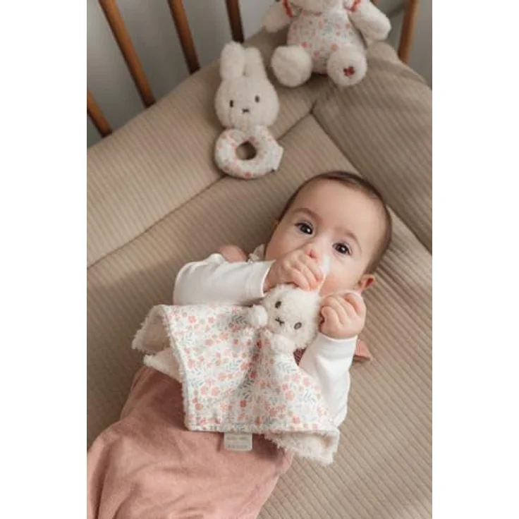 Little Dutch Miffy Fluffy Lucky Blossom Geschenkbox, Babyspielzeugset mit Rassel, Schmusetuch und Plüschspielzeug – Bild 7