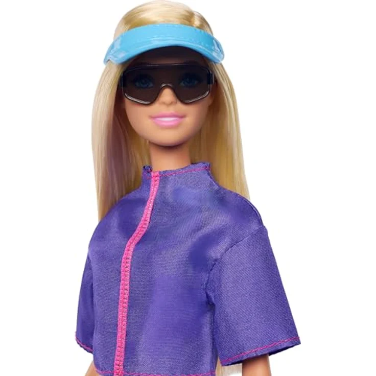 Barbie Anziehpuppe Malibu Outdoor Adventure, mit Hündchen und 10+ Zubehörteilen, violett – Bild 4