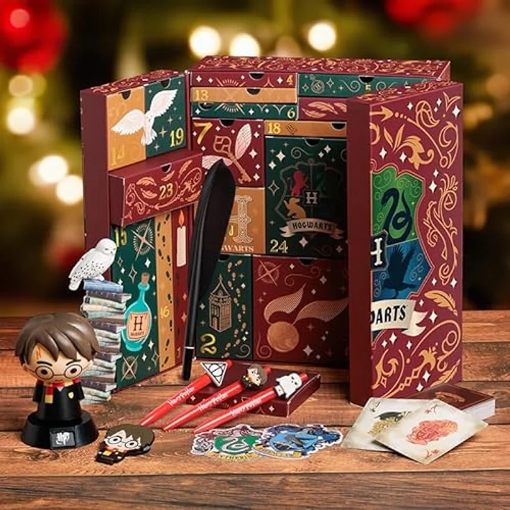Paladone Harry Potter Hogwarts 24-Tage-Premium-Adventskalender – offiziell lizenzierte Weihnachtsgeschenke & saisonale Dekoration, magische Sammlerstücke, inklusive Harry-Potter-Symbollicht - Plastikfreie Verpackung – Bild 2