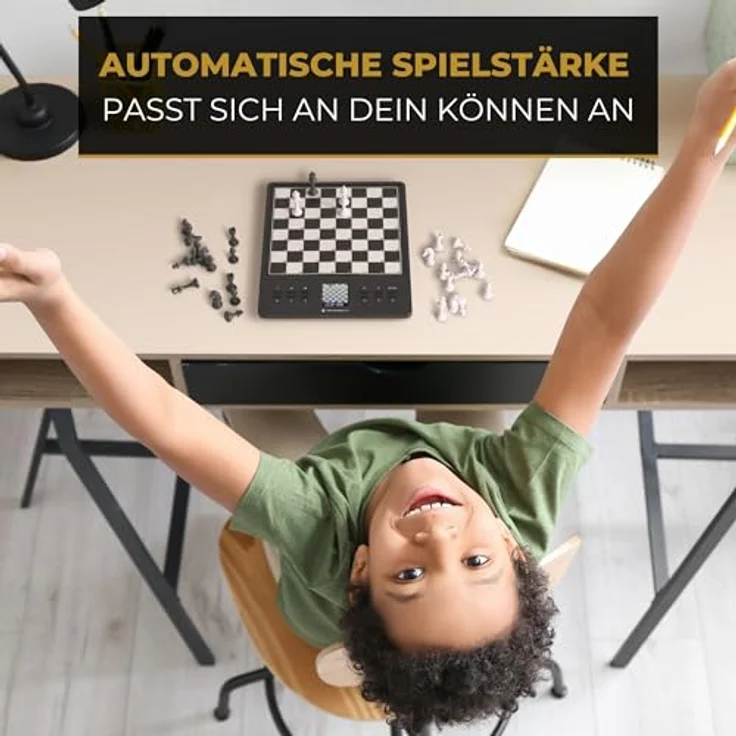 Millennium 2000 Chess Champion 2.0, Schachcomputer mit KI-Trainer und Farbdisplay, kompakt und mobil – Bild 3