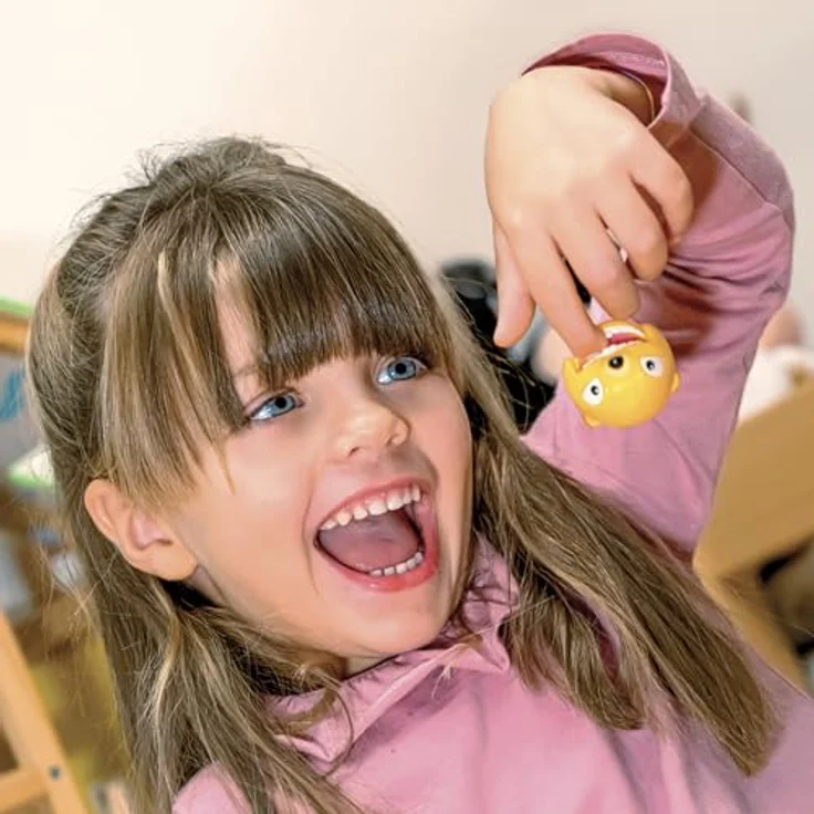 MEGABLEU Tischspiel CHEEZY MOUSE, Brettspiel für 2-4 Spieler, geeignet ab 3 Jahren, blau, unisex – Bild 7