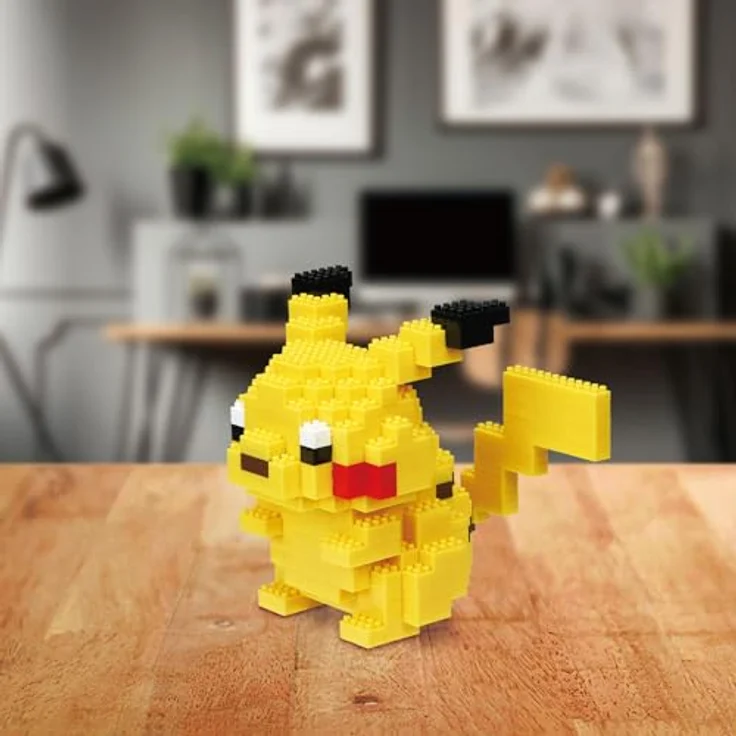 Bandai Nanoblock Pokémon Figur Pikachu Deluxe, Konstruktionsspielzeug mit 560 Bausteinen für Kinder ab 12 Jahren, Schwierigkeitsgrad 3 – Bild 5