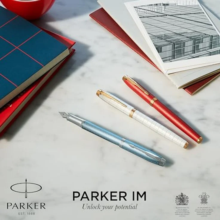 Parker IM Premium G.C. M, Kugelschreiber mit goldfarbenem Zierring und mattrotem Schaft, Schreibfarbe Blau, Nachfüllbar in Geschenkschachtel – Bild 6