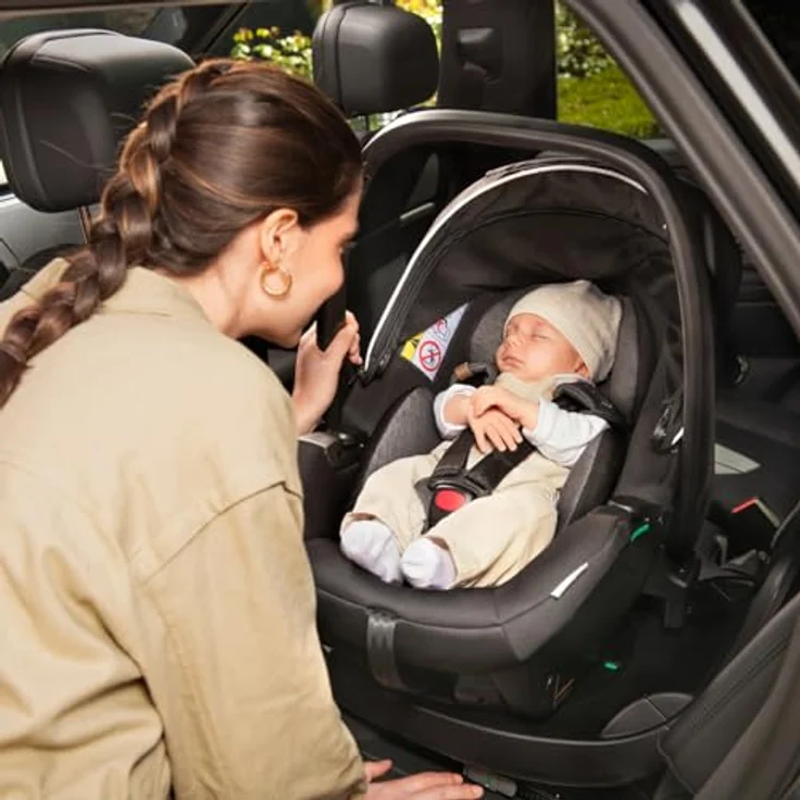 Chicco Babyschale KORY I-SIZE ESSENTIAL, ab: 0 Monate, bis: 2 Jahre, mit integriertem Belüftungssystem, UV50+ Verdeck, in blau – Bild 2