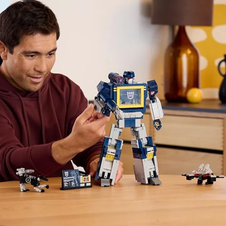 LEGO Icons 10358 Transformers: Soundwave Bausatz, 1.505 Teile, Mehrfarbig, ab 18 Jahren – Bild 8