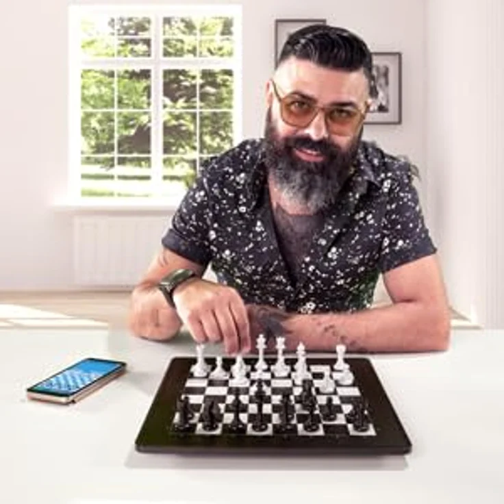MILLENNIUM eONE M841, Elektronisches Schachbrett für Online-Spiel mit 81 LEDs, Bluetooth und Lithium-Ionen-Akku – Bild 4