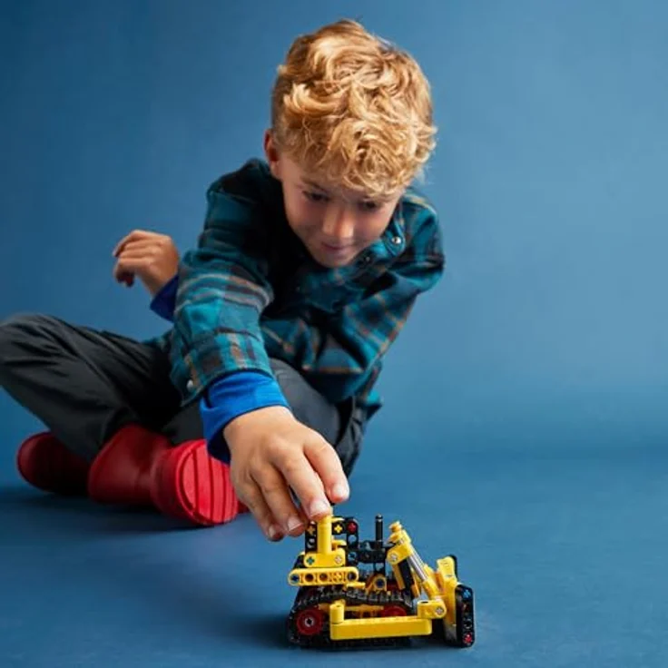 LEGO Technic Schwerlast Bulldozer, Spielzeug-Planierraupe zum Bauen, Ergänze Deine Baustelle, Konstruktionsspielzeug für Kinder, Technik-Geschenk für Jungs und Mädchen ab 7 Jahren 42163, Bewegliche Ketten, Planierschild, Geschenkidee - Preisvergleich – Bild 5