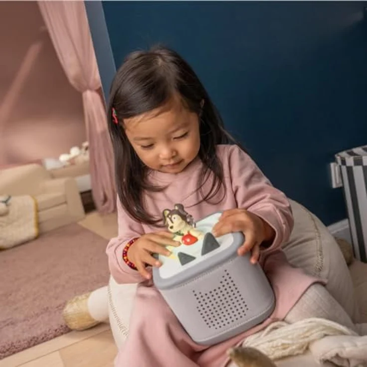 tonies Toniebox 2 Bundle, Mondgrau, inkl. 2 Tonie: Lieblings-Kinderlieder, Audioplayer für Hörbücher und Lieder, selbstständiges Spielen für Kinder von 1–9+ Jahren – Bild 4