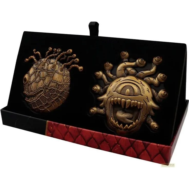 Fanattik DONJONS & DRAGONS - 50th - Set de 2 Médaillons, Altgold, limitiert auf 5000 Stück, einzeln nummeriert, Medaillons 88 x 95 mm