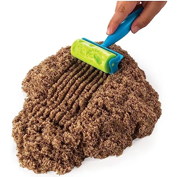 Kinetic Sand Strandspaß Set - mit 340 g magischem Sand aus Schweden und Zubehör für sauberes, kreatives Indoor-Sandspiel, für Kinder ab 3 Jahren – Bild 4
