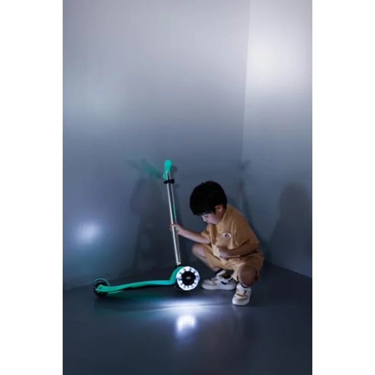 Micro Maxi Micro Deluxe Glow LED Kinderroller | Scooter | LED-Leuchten in jelly green – Bild 9