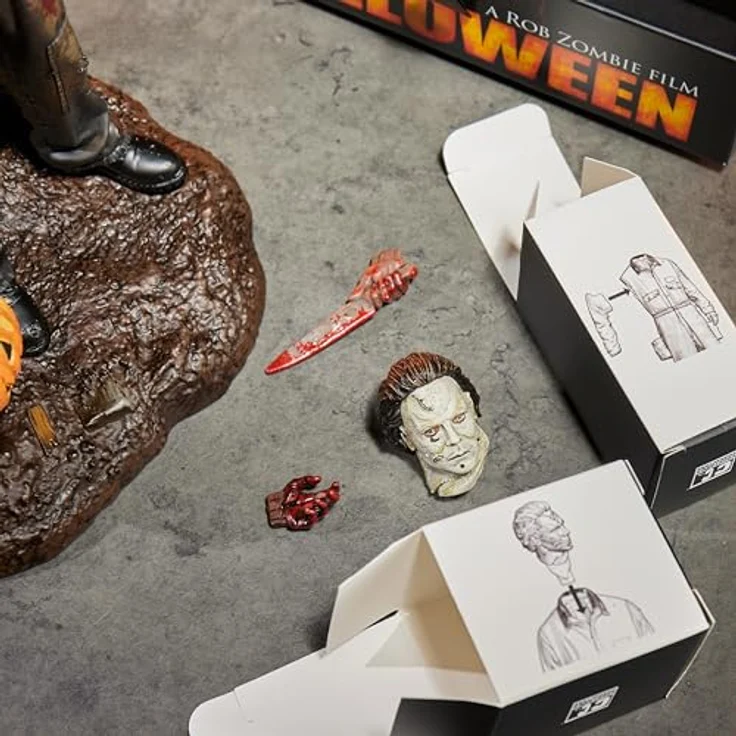 CC Countdown Characters 2024 Michael Myers Aufbaubarer Halloween-Adventskalender – Offizielle Rob Zombie Halloween Sammelfigur, 18 cm große Figur, inklusive ikonischem Messer, Grabstein und Kürbis, charakteristischer Overall, lizenziert und entworfen von Numskull – Bild 4