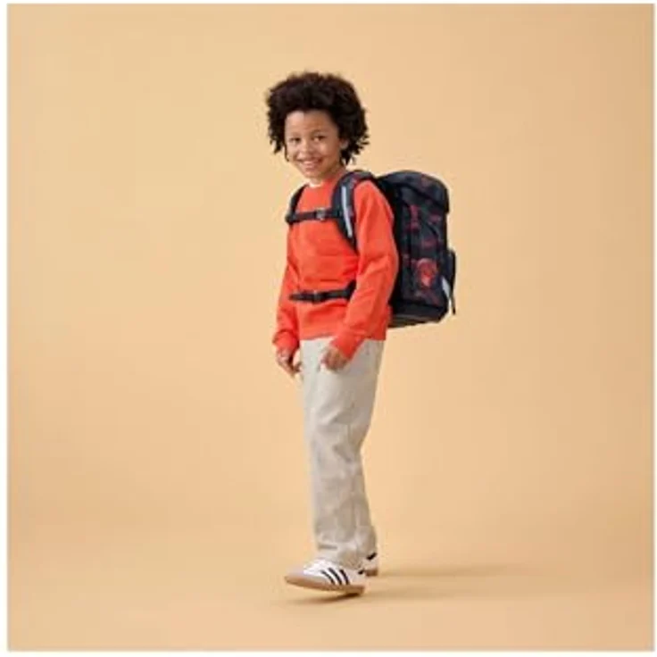 ergobag cubo Light Set ergonomischer Schulranzen, extra leicht, 6-teilig, 860 g, individuelles Design mit Kletties, inklusive Turnbeutel, Federmäppchen und Schlampermäppchen, aus 100% recycelten PET-Flaschen – Bild 2