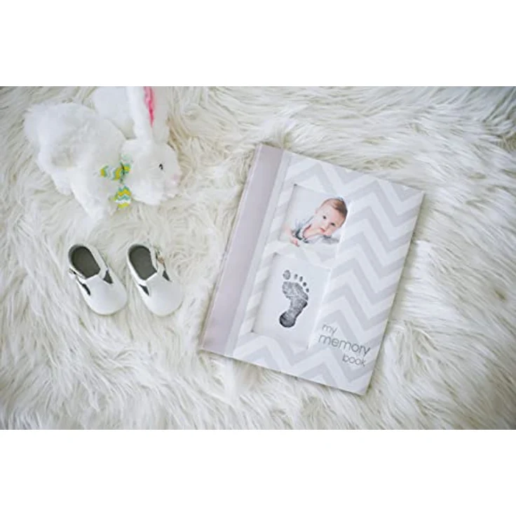 Pearhead P62200 Chevron Babybuch mit Clean Touch Stempelkissen, grau (Texte auf Englisch) – Bild 12