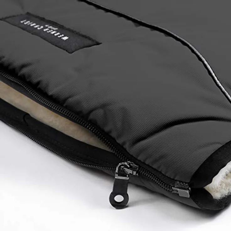 Kinderwagen-Muff aus Lammfell von WERNER CHRIST BABY - MOFFY ist der ideale Handwärmer für Buggys aus medizinischem Fell, einfache Handhabung, Handmuff in stone (grau) – Bild 3