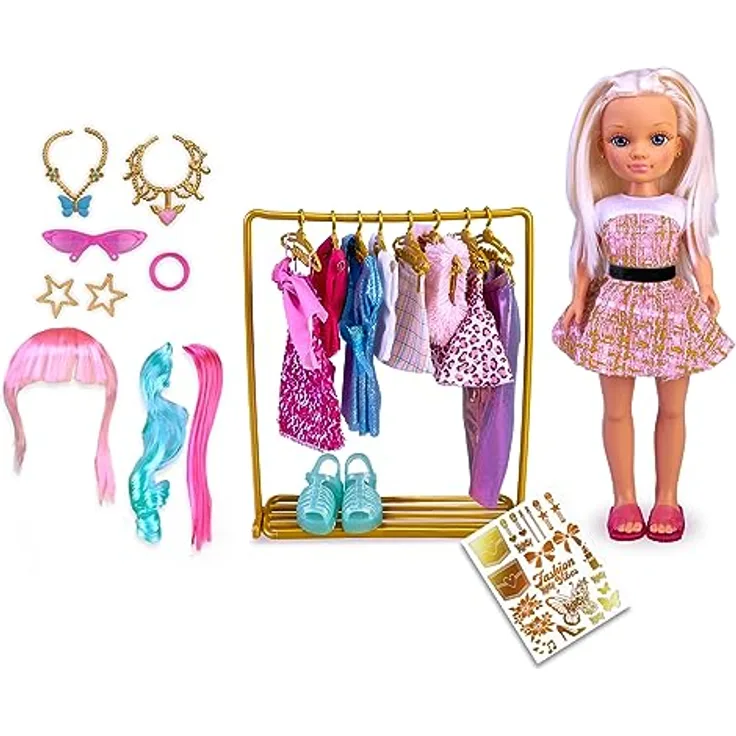 NANCY - Looks Dressing Room, Glamouröser Puppenschrank, 8 Kleider und 8 Accessoires, Spielzeugschuhe, Personalisiertes Stickerset, Jungen und Mädchen ab 3 Jahren, Famosa (NAC48000)