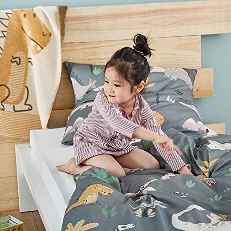 s.Oliver Kinderbettwäsche Dino 100x135 cm - 100% Baumwolle, praktischer Reißverschluss & maschinenwaschbar, Bettwäsche für Kinder 2tlg. Dinosaurier grau – Bild 2