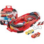 Carrera® Autorennbahn SPEED ARENA, Disney Pixar Cars mit Lightning McQueen und Cruz Ramirez, Streckenlänge 2,77 m, portabel im Tragekoffer