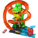 Hot Wheels T-Rex-Schlacht Rennbahn, Autorennbahn mit Die-Cast Feuerwehrwagen im Maßstab 1:64, interaktive T-Rex-Funktionen und Aufbewahrungsmöglichkeiten für Autos
