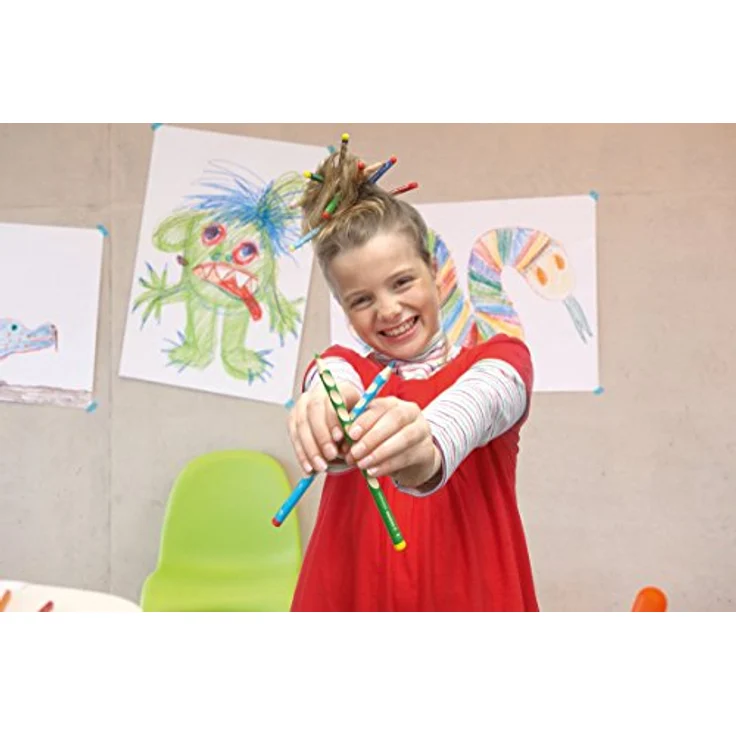 Ergonomischer Buntstift für Rechtshänder - STABILO EASYcolors - 12er Pack mit Spitzer - mit 12 verschiedenen Farben – Bild 4