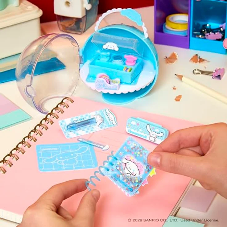 MGA Entertainment MGA's Miniverse - Make It Mini Hello Kitty, Schreibwaren Set zum Selberbasteln, Miniaturformat – Bild 10