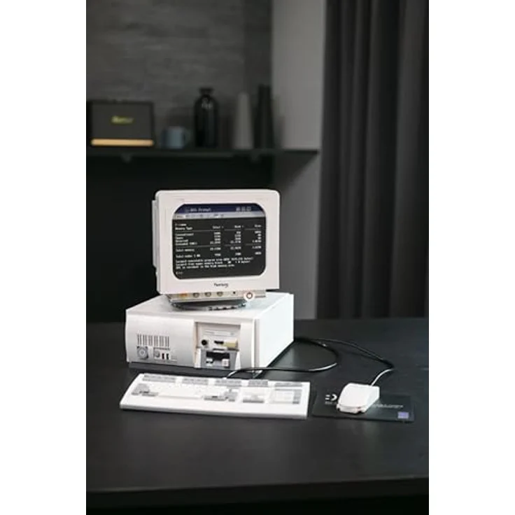 Pantasy Joyside Series Retro Computer, Bauset mit 1634 Teilen im nostalgischen Design für Technikliebhaber – Bild 4