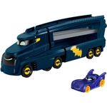 Hot Wheels Batwheels Spielzeug-Transporter mit Rampe und Die-Cast Batmobil, für 7 Fahrzeuge im Maßstab 1:55
