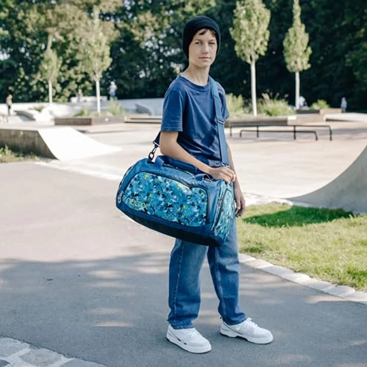 neoxx Sporttasche Move, Petrol Extreme, teilweise aus recyceltem Material, mit Schuhfach und 100% recyceltem Innenfutter – Bild 4