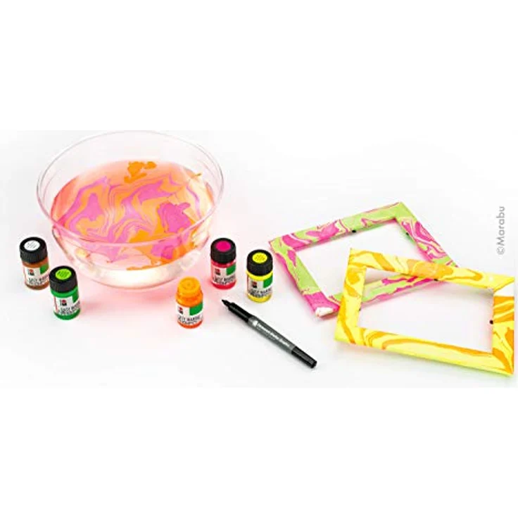 Marabu 1305000000080 - Easy Marble Neon Set, 5 Farben + Permanent Marker, Marmorierfarbe zum kinderleichten Tauchmarmorieren von Kunststoff, Glas, Holz, Styropor und flächigen Marmorieren von Papier – Bild 4