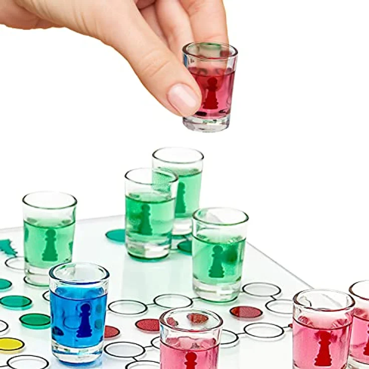 GOODS+GADGETS Drinking Ludo Spiel Partyspiel für Erwachsene Würfel & 16 Shotgläser lustiges Trinkspiel – Bild 4