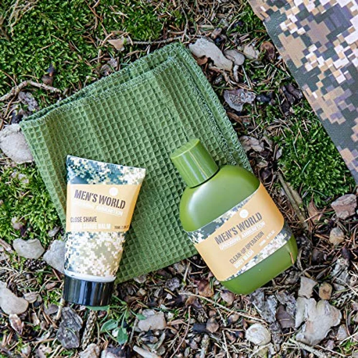 accentra Geschenkset Men`s World, Badeset für Männer, Duschgel, After-Shave-Balsam, Handtuch, Turnbeutel im Camouflage Look – Bild 2