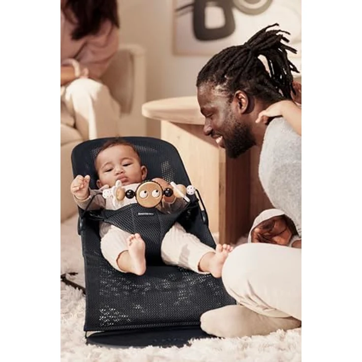 BabyBjörn Spielzeug für Babywippe, Fröhliche Augen, schwarz & weiß, BPA- und PVC-frei, entwicklungsfördernd – Bild 4