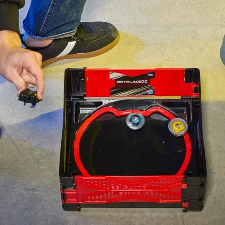 Hasbro Beyblade X Clash and Carry Beystadium-Arena, tragbare Kampf-Arena mit X-Celerator Beschleunigungssystem, 1-tlg – Bild 7