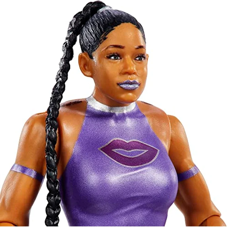 WWE HKP82 - Basic Wrestlemania Bianca Belair Actionfigur, 15cm WWE Sammlerstück mit Zubehör, Spielzeug Geschenk für Kinder und Fans ab 6 Jahren – Bild 4