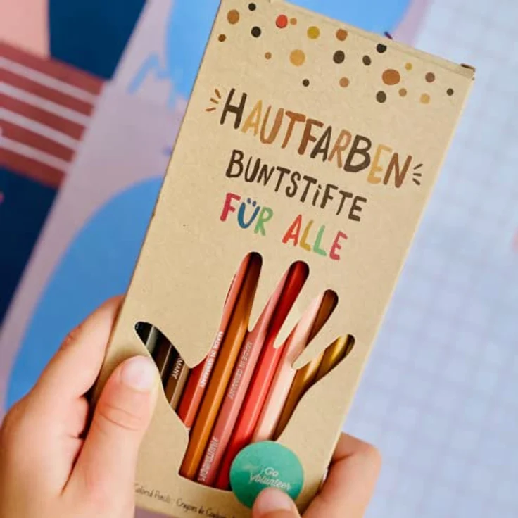 Hautfarben-Buntstifte, Buntstifte für alle, Set mit 12 Buntstiften in unterschiedlichen Farbtönen, nachhaltige Materialien, für Kinder ab 3 Jahren (Deutsch/Englisch) – Bild 5