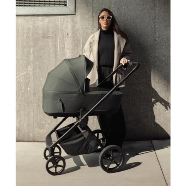 Venicci 2in1 Kombi-Kinderwagen Claro bis 22 kg - Forest, mit Babywanne, Sportsitz, Teleskopschieber, Liegeposition, Regenschutz, Beindecke, Wickeltasche & Wickeunterlage, Gratis Mobilitätsgarantie – Bild 1