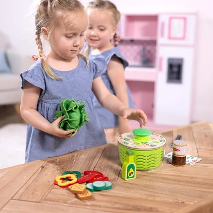 Melissa & Doug Salatschleuder-Spielset, 28-teilig, mit Filz-Paprika, Holz-Gemüsescheiben und Gewürzmühle, Rollenspielset für Kinder ab 3 Jahren – Bild 3